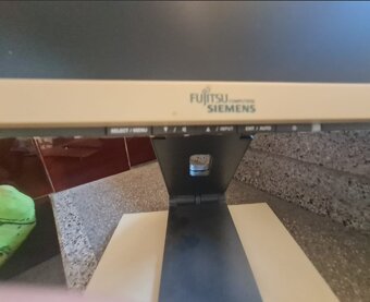 Monitor k PC - 4