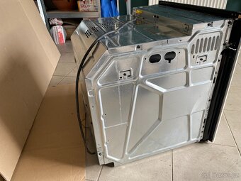 Vestavná trouba Whirlpool AKZ 431/01 WH - 4