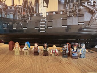 Lego 10365 Černá perla - 4