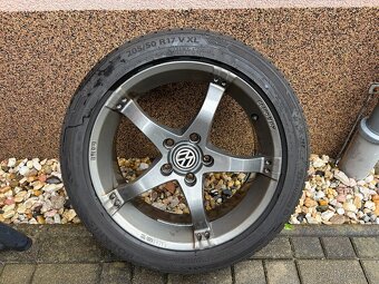 Alu 5x112 R17 7J zimní pneu Barum 205/50 - 4