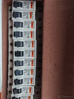 Jističe jednofázové 6A, 10A, 16A - 4