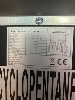 vinotéka Guzanti 18S - 4