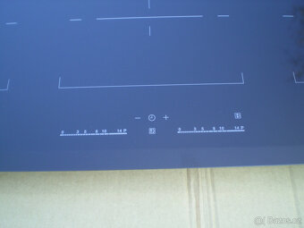 Indukční varná deska Electrolux EHH9967FOZ/AEG HK956970FB - 4