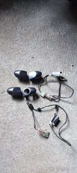 Pozůstatek dílů z BMW e87 - 4