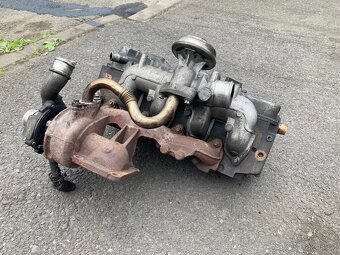 Ford 1,8 tdci hlava - 4