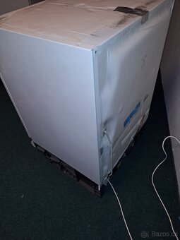 Zanussi 97 l s mrazákem 17 l - 4