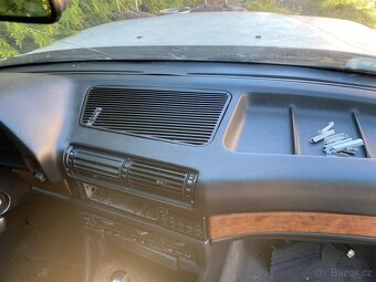 Bmw E32 interiér - 4