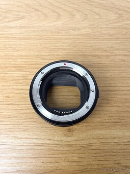 Canon adaptér EF-EOS R - 4