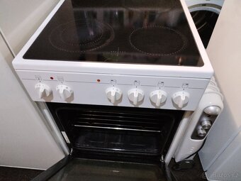 sporak sklokeramicky - 4