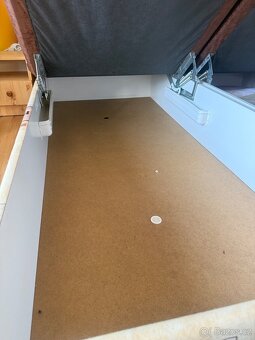 Manželská postel - 4