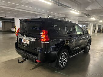 Toyota Landcruiser - 4