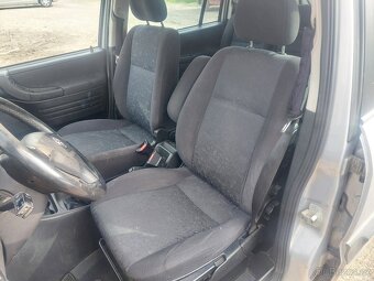 Opel Zafira A 2.0 DTI - 4