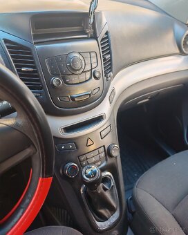 Chevrolet Orlando - 4