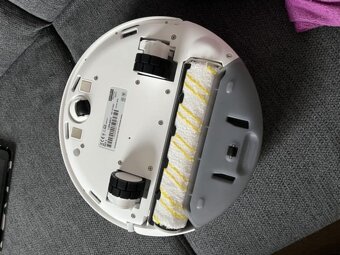 Kärcher robotická myčka RCF 3 - 4