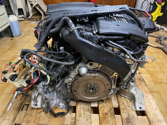 kompletní motor bmw e90 / 91 / 92 / 93 335i N54 (n54b30a) 30 - 4