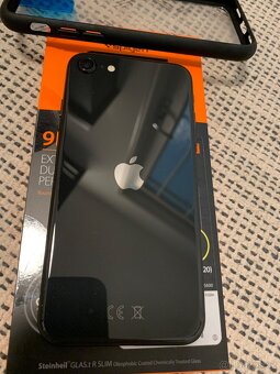 iPhone SE 2. generace, cerny, 128GB, baterie 98% - 4