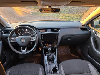 Škoda Octavia Sout 4x4 2.0TDI 110KW - 4