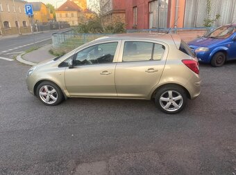 Corsa 1.2 benzín - 4