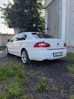 Škoda Superb 2.0 TDI 125kw - 4