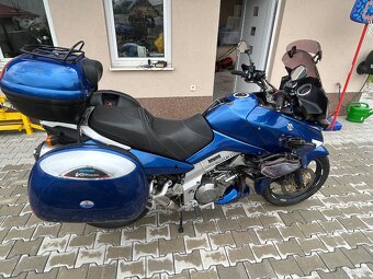 Suzuki V-Strome 1000 DL - 4