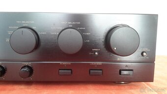 Zesilovač Pioneer - 4