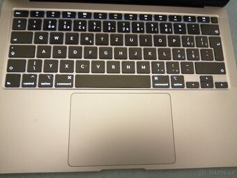 AppleMacBook Air 13 - 4
