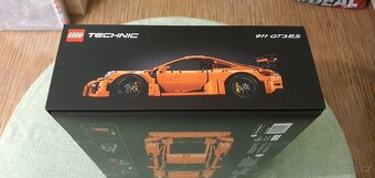 LEGO®  Technic 42056 Porsche 911 GT3 RS - 4