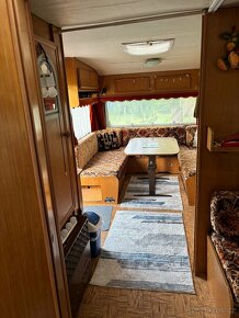 Zahrada s karavanem u Plzně - 4