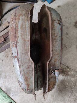 Nádrž Jawa-ČZ - 4