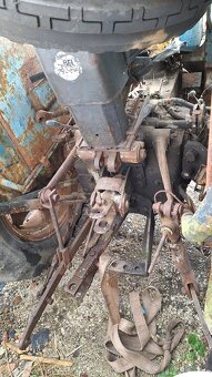 Zetor 3011,má platné doklady TP SPZ - 4