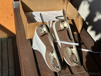Prodám dětské brusle – výborný stav - 4