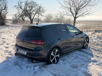 Volkswagen Golf VII GTI - 4