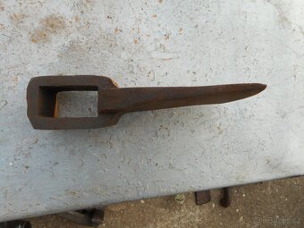 sekera stará - 4