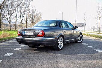 Jaguar XJ-R 4.2 V8 2004 - 4
