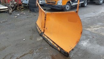 Čelní sněhová radlice - 4