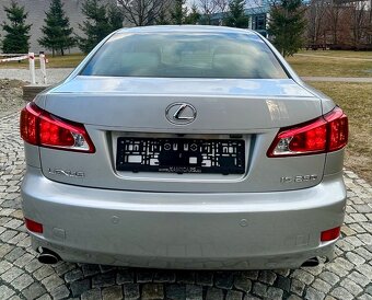 Lexus IS 250i V6 153KW AUTOMAT-KUŽE-KAMERA-PDC-VYHŘEV-2010 - 4