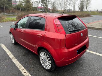 Fiat Grande Punto 1.9 JTD 5-dveřové - 4