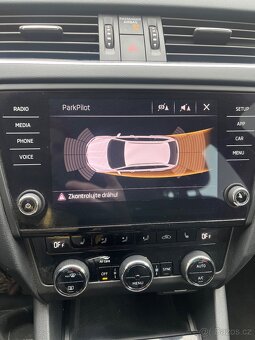 Škoda Octavia Style combi Původ čr 1. majitel - 4