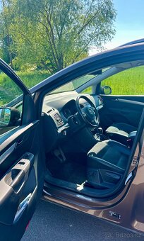 Volkswagen Sharan 2.0 TDI, 103 kW, DSG, 7 míst - 4