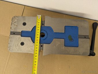 Strojní svěrák čelisti 100mm rozevření 120mm - 4