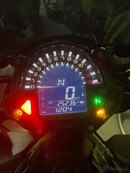 Kawasaki Z900 - 4