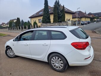 Opel Astra J Sports Tourer 1.7 cdti - 4