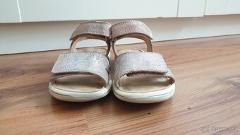 Kožené sandálky Superfit, vel. 28 - 4