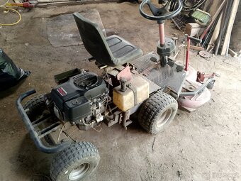 Zahradní traktor, rider, sekačka - 4