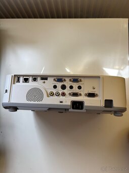 Projektor NEC M311W - 4