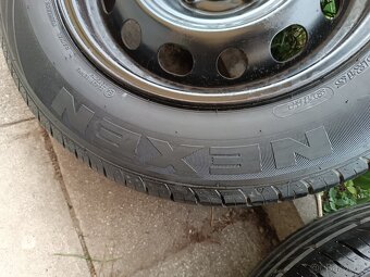 kola + pneu 195/65 R15 s dobrým letním vzorkem - 4