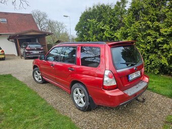 Subaru Forester 2.0 i - 4