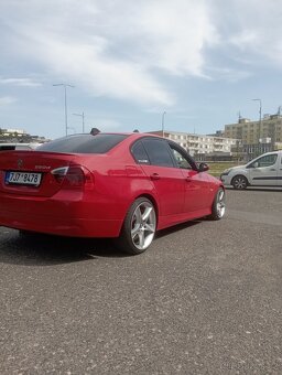 Prodám vyměnim BMW E90 320D 120kw - 4