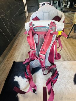 Prodám krosnu Deuter Kid Comfort maron - 4
