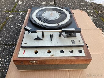 Gramofon Supraphon Model GZ 646 - 4